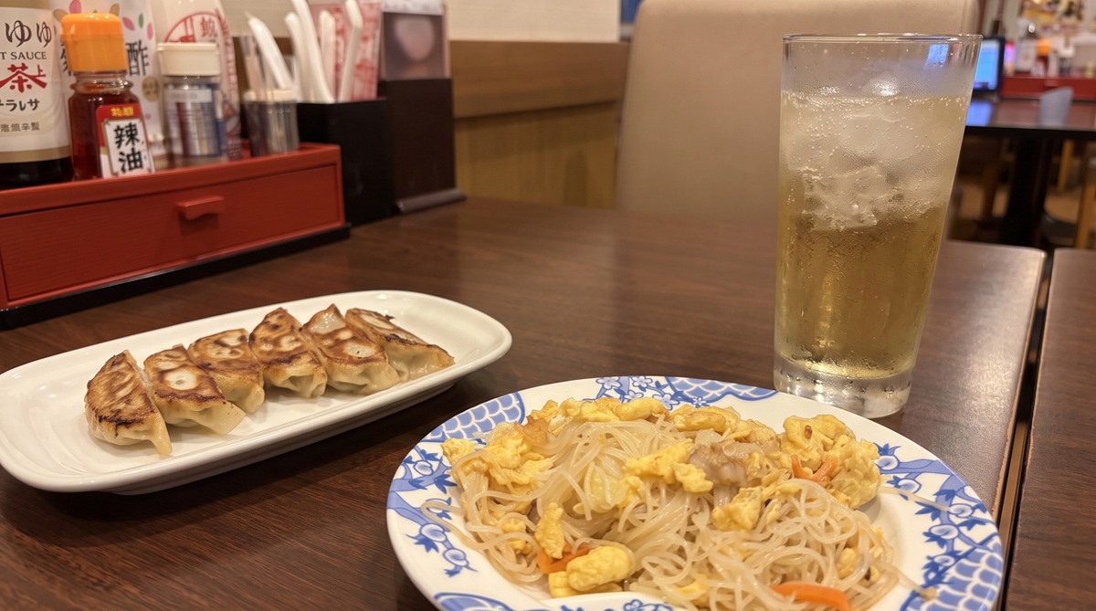 バーミヤンのせんべろ ハイボールと餃子と焼ビーフン