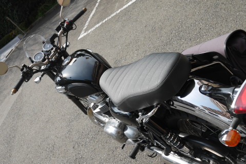 ▲W650 のシート張替え後座面③