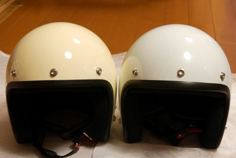 ネオライダーズヘルメット比較 正面からの図