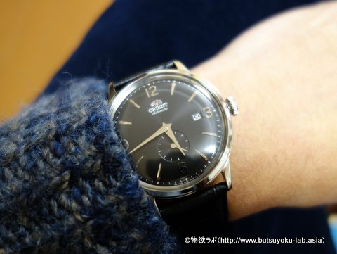 オリエント腕時計 RN-AP0005Bを私服（オフ）で着用