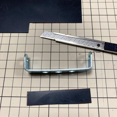 ダホンK3中華製リヤキャリアの車体取り付け金具を加工 ダホンK3中華製リヤキャリアの車体取り付け金具を加工